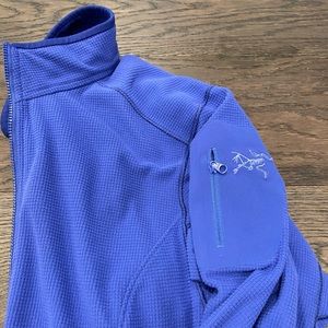 SOLD ⭕️ Women’s Arcteryx Delta LT Jacket